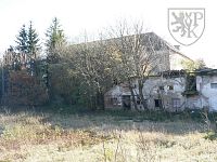 TCHOŘOVICE - středověká tvrz - Tchoř. tvrz ze dv.JPG