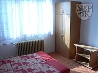 BLATNÁ, ul Podskalská - 1+1 dlouhodobý pronájem - Bl. 772-5 pr. pok1.JPG