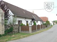 POLE - zrekonstruovaný venkovský dům - Pole 50 cp.JPG