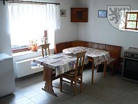 POLE - zrekonstruovaný venkovský dům - Pole 50 let.K.2.JPG