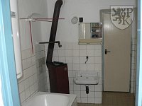 KOCELOVICE - venkovské stavení s potokem - Kocelovice 20 kou2.JPG