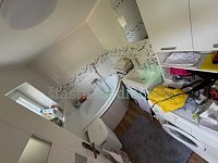 Pronajmu rodinný dům na krásném místě se zahradou vlastní vodou a bazénem - IMG_1180.jpg