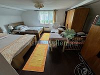 Pronajmu rodinný dům na krásném místě se zahradou vlastní vodou a bazénem - IMG_1196.jpg