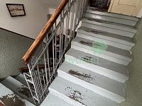 Prodám dvougenerační  rodinný dům na hezkém místě s další samostatnou garáží a velkým pozemkem - IMG_0438.jpeg