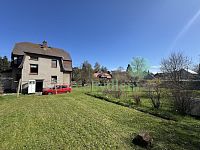 Prodám dvougenerační  rodinný dům na hezkém místě s další samostatnou garáží a velkým pozemkem - IMG_1634.jpeg