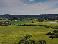 Stavební pozemek Ostružno - DJI_0365a.jpg