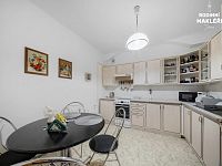 Prodej družstevního bytu 2+1 v centru Broumova - Foto 3