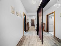 Prodej družstevního bytu 2+1 v centru Broumova - Foto 5