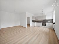 Pronájem zrekonstruovaného bytu 2+kk, Revoluční, Jičín - Foto 2