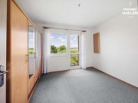Prodej bytu 3+1 Mlázovice, okr. Jičín - P1064418.jpg