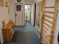 Prodej družstevního bytu 2+1 na horách - chodba-1.jpg