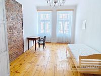 Byt po rekonstrukci 3 + 1, cihla, 80 m2, metro, centrum, Praha 2 - Vinohrady, ul. Koubkova. - IMG_20250804_161155.jpg