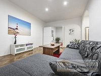 Pěkný vybavený byt 2+1, 54m2 na Vinohradech po rekonstrukci, ul. Kolínská. - Byt-Kolinska-2.jpg