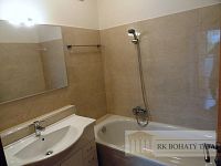 Pronájem novostavby bytu 4+kk/T/B/G, cihla, 120 m2, Praha 6 - Veleslavín, ul. Pod Dvorem. - bathroom1C.JPG