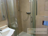 Pronájem novostavby bytu 4+kk/T/B/G, cihla, 120 m2, Praha 6 - Veleslavín, ul. Pod Dvorem. - bathroom2C-fotor-20251222145119.jpg