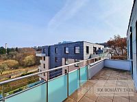 Pronájem novostavby bytu 4+kk/T/B/G, cihla, 120 m2, Praha 6 - Veleslavín, ul. Pod Dvorem. - IMG_20260324_142010-fotor-2026040683055.jpg