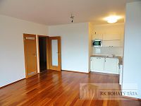 Pronájem novostavby bytu 4+kk/T/B/G, cihla, 120 m2, Praha 6 - Veleslavín, ul. Pod Dvorem. - living room-fotor-20251222145022.jpg