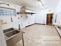 Pronájem restaurace, 150 m2, parkování, Měchenice. - 1697866148145.jpg