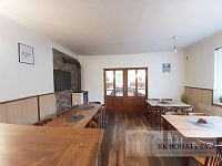 Pronájem restaurace, 150 m2, parkování, Měchenice. - 20230828_154441.jpg