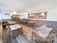 Pronájem restaurace, 150 m2, parkování, Měchenice. - 20230828_154520.jpg
