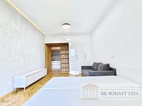 Pronájem bytu 1 + kk, cihla, 30 m2, Praha 3 - Vinohrady, ul. náměstí Jiřího z Lobkovic. - IMG_20260521_161853.jpg