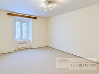 Pronájem bytu 1+kk, metro, cihla,36 m2, Praha 3 - Žižkov, ul. Kubelíkova.