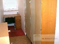 Pronájem bytu 1+kk, metro, cihla,36 m2, Praha 3 - Žižkov, ul. Kubelíkova. - Skrine1.jpg