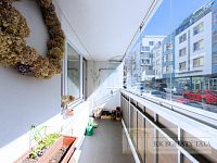 Prodej pěkného bytu 3 + kk/L, panel, 70 m2, Praha 3 - Žižkov, ul. Jeseniova. - Byt Jeseniova (16 of 20)-fotor-20260409113230.jpg