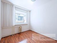 Prodej pěkného bytu 3 + kk/L, panel, 70 m2, Praha 3 - Žižkov, ul. Jeseniova. - Byt Jeseniova (5 of 20)-fotor-20260409104023.jpg