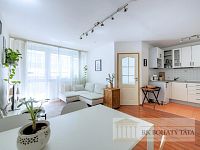 Prodej pěkného bytu 3 + kk/L, panel, 70 m2, Praha 3 - Žižkov, ul. Jeseniova.