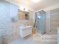 Prodej rodinného domu 164 m² + 28 m² půda, pozemek 324 m², Velké Přílepy, ul. Dvořákova. - dc-34-fotor-2026061018348.jpg