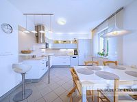 Prodej rodinného domu 164 m² + 28 m² půda, pozemek 324 m², Velké Přílepy, ul. Dvořákova. - dc-19-fotor-2026061361152.jpg