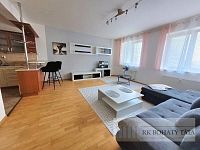 Pronájem bytu 2 + kk, cihla, 54 m2, Praha 8 - Dolní Chabry, ul. Spořická.