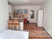 Pronájem bytu 1 + kk, panel, 30 m2, metro, Praha 5 - Stodůlky, ul. U Jezera. - 20260728_114155-fotor-20260728143351.jpg