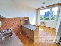Pronájem bytu 4 + 1, metro, panel, 72 m2, Praha 8  - Kobylisy, Štíbrova. - 20230925_134932-fotor-20260727152238.jpg
