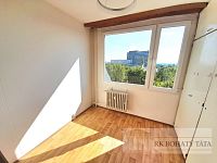 Pronájem bytu 4 + 1, metro, panel, 72 m2, Praha 8  - Kobylisy, Štíbrova. - 20230925_134950-fotor-20260727144954.jpg