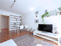 Prodej pěkného bytu 3 + kk/L, panel, 70 m2, Praha 3 - Žižkov, ul. Jeseniova. - Byt Jeseniova (14 of 20)-fotor-20260409105317.jpg