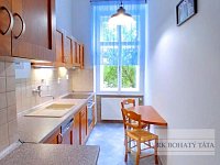 Byt po rekonstrukci 3 + 1, cihla, 80 m2, metro, centrum, Praha 2 - Vinohrady, ul. Koubkova. - 20260818_142755-fotor-20260818192510.jpg