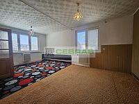 Velký, zděný byt 2+1 v osobním vlastnictví Chrášťany u Týna nad Vltavou, bydlení nebo investice. - Obývák