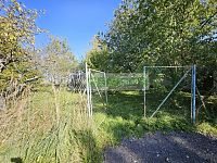 RD se zahradou Drahotěšice - Boční vjezd na zahradu