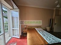 Prodej řadového rodinného domu ve vynikající lokalitě Českých Budějovic - Vstup na balkon