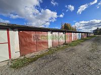 Zděná garáž v bezvadném stavu, osobním vlastnictví, po rekonstrukci,  Jírovcova Nádražní.