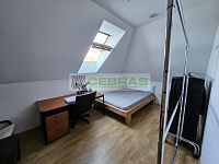 Prodej luxusního domu v Suchém Vrbném České Budějovice – 400 m², zahrada a bazén, pozemek 1734 m² - Pokoj podkroví