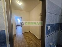 2+1 s jídelnou v 1NP cihlového dmou u Lannovy třídy - 20251209_125626.jpg