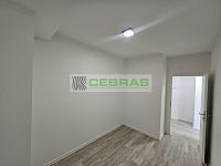 Luxusní 2+kk s terasou, sklepem na patře a dvěma garážovými stáními. Branišovská Č. Budějovice - Šatna