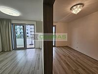 Dlouhá louka Na Zlaté stoce: Byt 3+kk s balkonem a parkovacím stáním - 20240717_133720.jpg