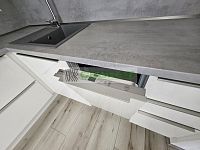 Dlouhá louka Na Zlaté stoce: Byt 3+kk s balkonem a parkovacím stáním - Detail kuchyňské linky se spotřebiči