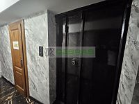 Restaurace a zahrádka na rohu náměstí P. Otakara II. - Nákladní výtah