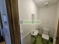 Rekreační apartmán 1+kk + terasa a parkování Lipno, rekreace a investice - Samostatná toaleta