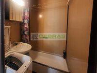 Byt 2+ kk s komorou a sklepem o výměře 39 m2, v samostatně stojícím panelovém domě ČB 2. - Koupelna